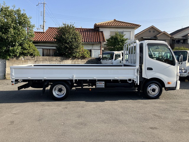 日野 デュトロ 小型 平ボディ 2RG-XZU710M(95448) 5枚目