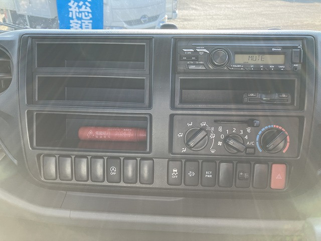 日野 デュトロ 小型 平ボディ 2RG-XZU710M(95448) 41枚目