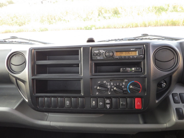 日野 デュトロ 小型 平ボディ 2RG-XZU710M(95450) 9枚目