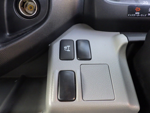 日野 デュトロ 小型 平ボディ 2RG-XZU710M(95451) 15枚目