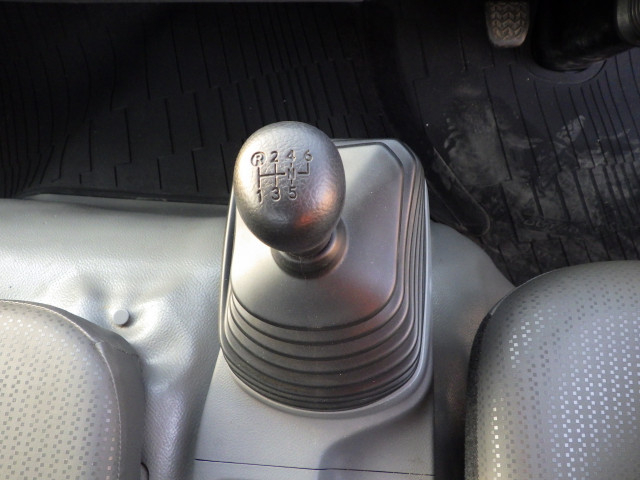 日野 デュトロ 小型 平ボディ 2RG-XZU710M(95451) 17枚目