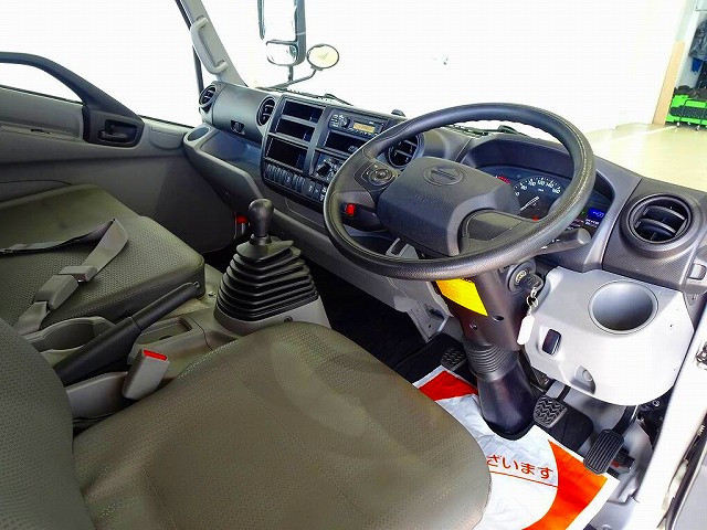 日野 デュトロ 小型 平ボディ 2RG-XZU710M(95452) 5枚目