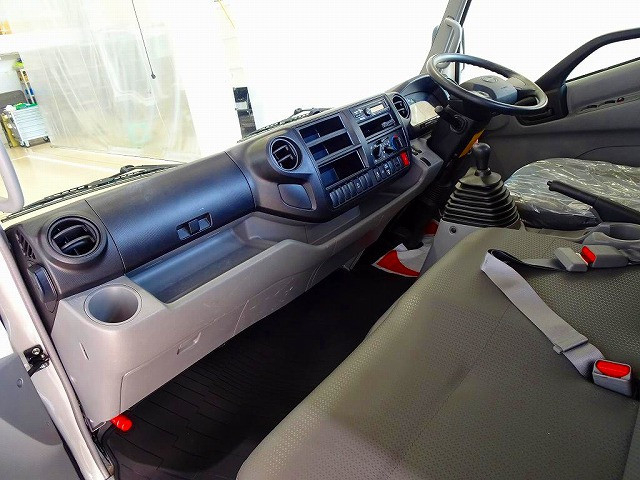 日野 デュトロ 小型 平ボディ 2RG-XZU710M(95452) 7枚目