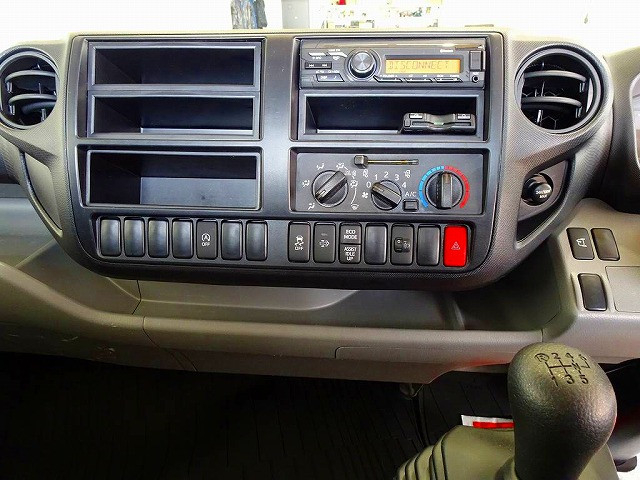 日野 デュトロ 小型 平ボディ 2RG-XZU710M(95452) 10枚目