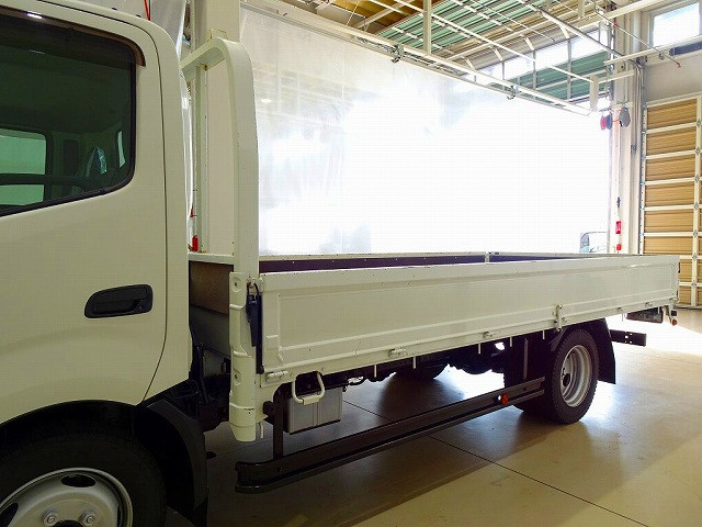 日野 デュトロ 小型 平ボディ 2RG-XZU710M(95452) 22枚目