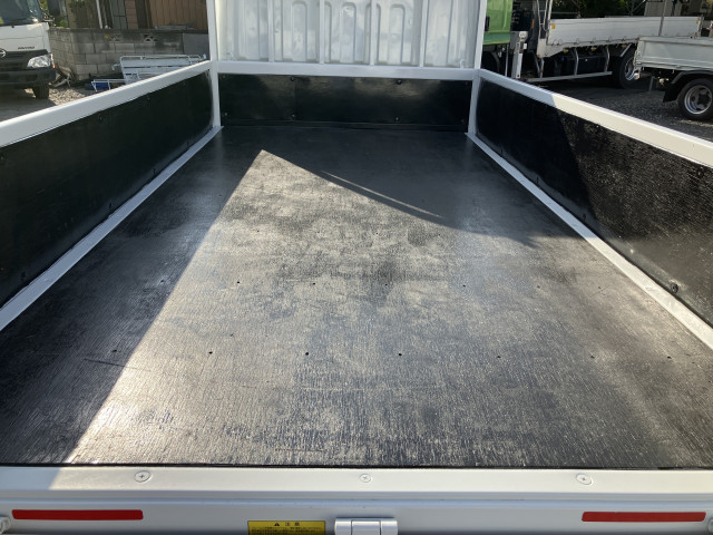 三菱ふそう キャンター 小型 平ボディ 2RG-FDA20(95458) 4枚目