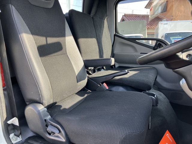 三菱ふそう キャンター 小型 平ボディ 2RG-FDA20(95458) 6枚目