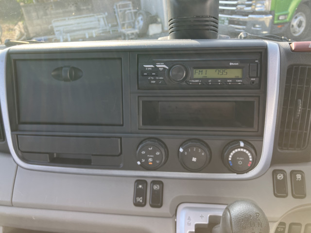 三菱ふそう キャンター 小型 平ボディ 2RG-FDA20(95458) 25枚目