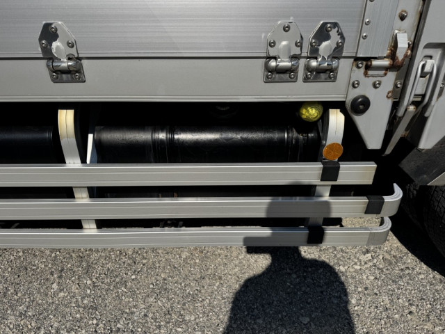 日野 プロフィア 大型 アルミウィング 2DG-FW1AHG(95462) 26枚目