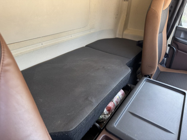 日野 プロフィア 大型 アルミウィング 2DG-FW1AHG(95462) 37枚目