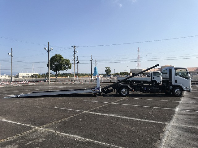 いすゞ エルフ 小型 車載専用車 2RG-NPR88AN(95467) 12枚目