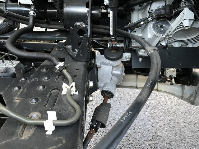 いすゞ エルフ 小型 車載専用車 2RG-NPR88AN(95467) 20枚目