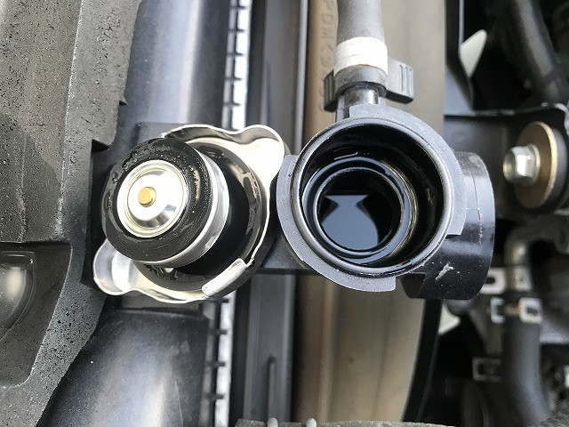 いすゞ エルフ 小型 車載専用車 2RG-NPR88AN(95467) 24枚目