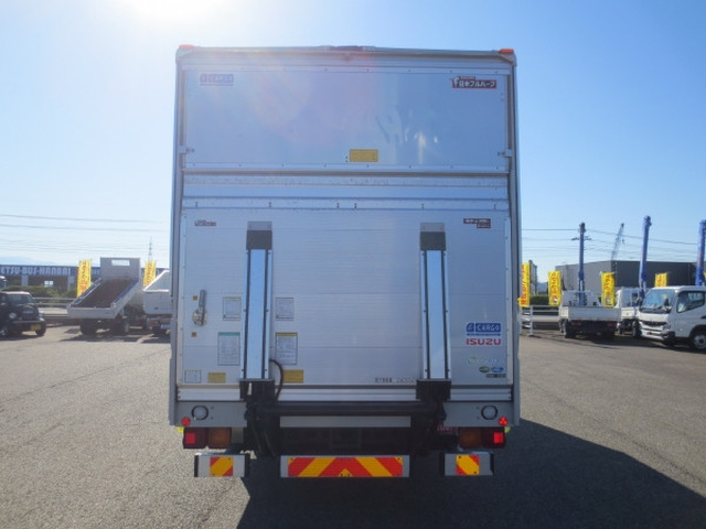 いすゞ フォワード 中型 アルミウィング 2RG-FRR90S2(95470) 7枚目