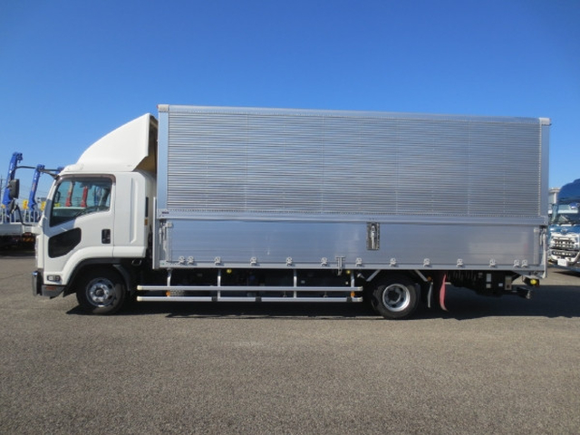 いすゞ フォワード 中型 アルミウィング 2RG-FRR90S2(95470) 9枚目