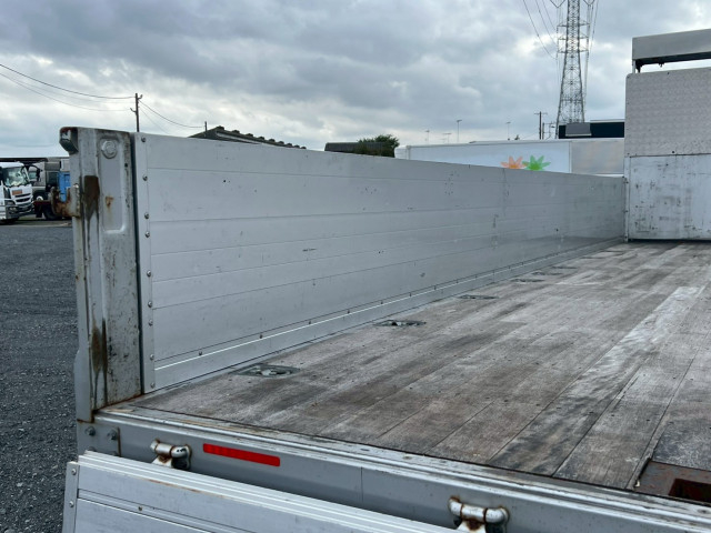 三菱ふそう ファイター 中型 平ボディ 2KG-FK65F(95471) 10枚目