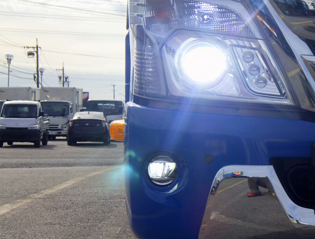 日野 デュトロ 小型 平ボディ 2KG-XZU710M(95472) 3枚目