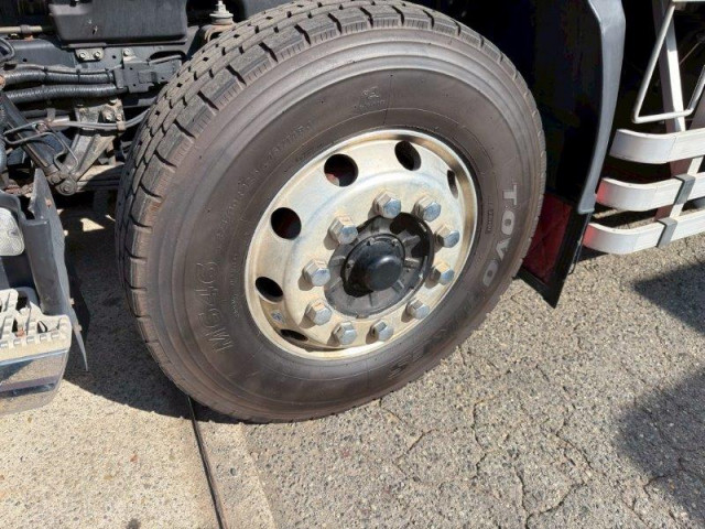 いすゞ ギガ 大型 平ボディ 2PG-CYL77C(95474) 18枚目