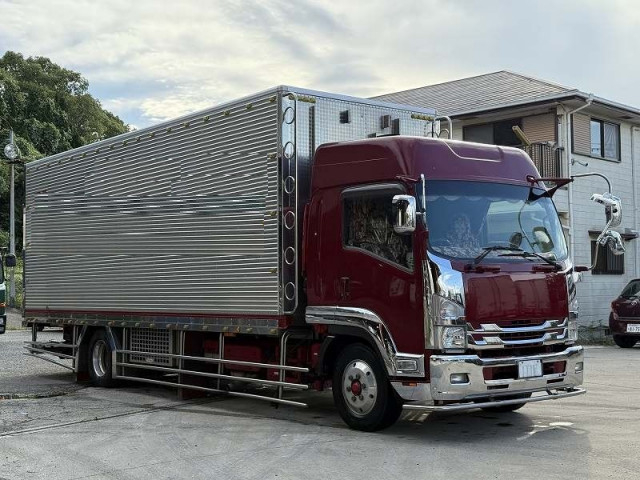 いすゞ フォワード 中型 冷凍冷蔵バン 2PG-FRR90T2(95476) 3枚目