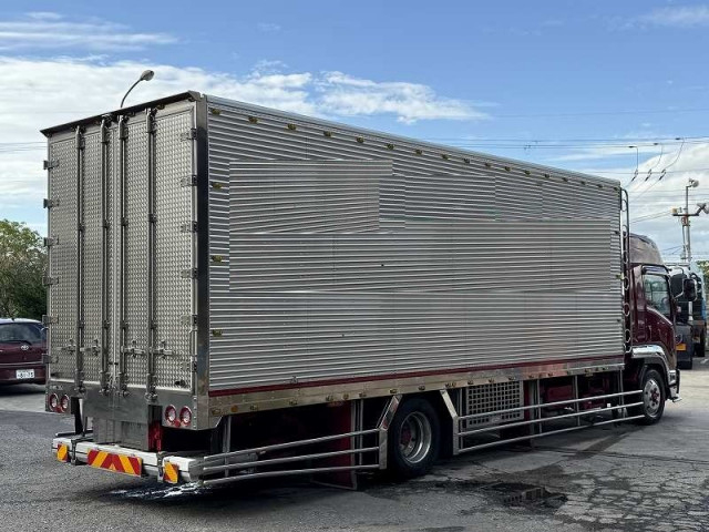 いすゞ フォワード 中型 冷凍冷蔵バン 2PG-FRR90T2(95476) 7枚目