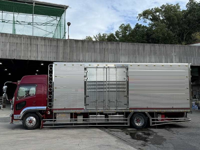 いすゞ フォワード 中型 冷凍冷蔵バン 2PG-FRR90T2(95476) 8枚目