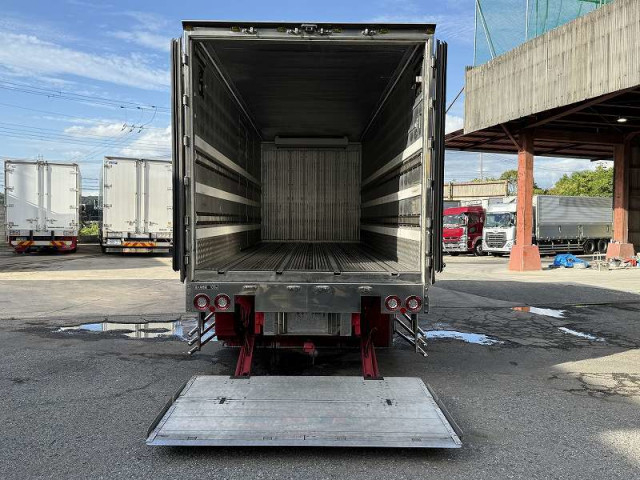 いすゞ フォワード 中型 冷凍冷蔵バン 2PG-FRR90T2(95476) 13枚目