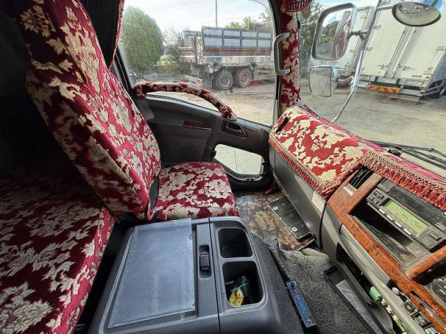 いすゞ フォワード 中型 冷凍冷蔵バン 2PG-FRR90T2(95476) 38枚目