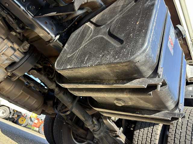 マツダ タイタン 小型 平ボディ 2RG-LKS88A(95481) 18枚目