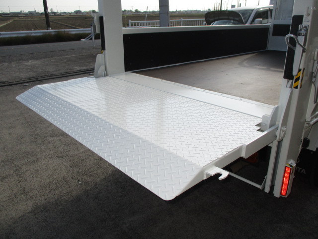 トヨタ トヨエース 小型 平ボディ ABF-TRY230(95482) 5枚目