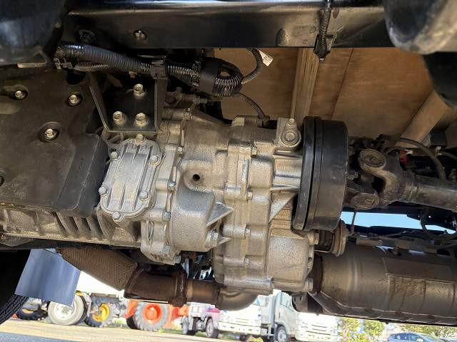 マツダ タイタン 小型 平ボディ 2RG-LKS88A(95481) 28枚目