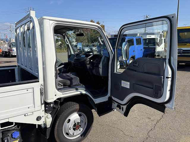 マツダ タイタン 小型 平ボディ 2RG-LKS88A(95481) 50枚目