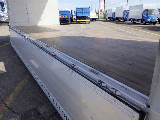 いすゞ フォワード 中型 アルミウィング 2RG-FRR90T2(95486) 7枚目