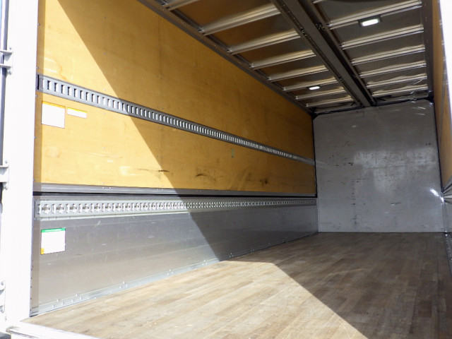 いすゞ フォワード 中型 アルミウィング 2RG-FRR90T2(95486) 12枚目