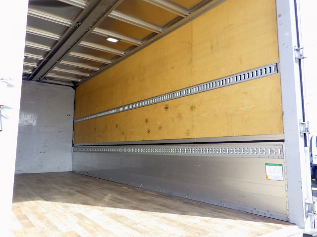 いすゞ フォワード 中型 アルミウィング 2RG-FRR90T2(95486) 13枚目