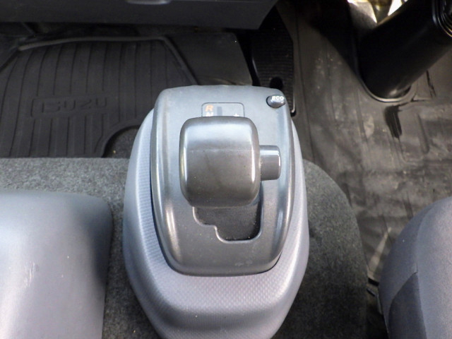 いすゞ フォワード 中型 アルミウィング 2RG-FRR90T2(95486) 16枚目