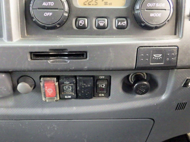 いすゞ フォワード 中型 アルミウィング 2RG-FRR90T2(95486) 21枚目