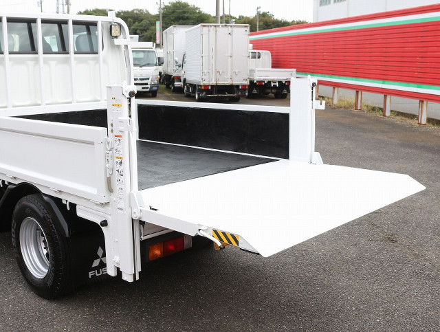 三菱ふそう キャンター 小型 平ボディ 2TG-FDA00(95487) 26枚目