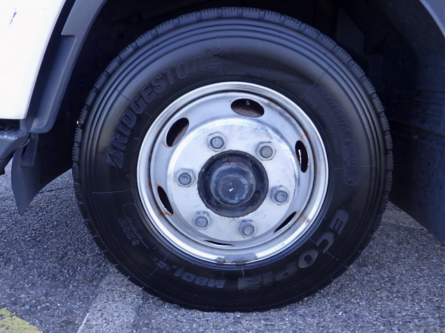 いすゞ フォワード 中型 アルミウィング 2RG-FRR90T2(95486) 30枚目