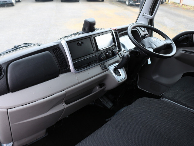 三菱ふそう キャンター 小型 平ボディ 2TG-FDA00(95487) 31枚目