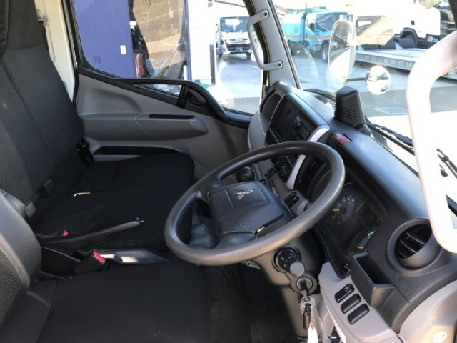 三菱ふそう キャンター 小型 Wキャブ 2RG-FBA20(95488) 5枚目