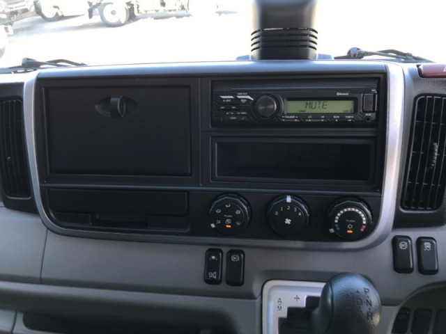 三菱ふそう キャンター 小型 Wキャブ 2RG-FBA20(95488) 9枚目