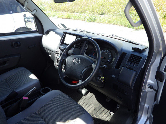 トヨタ タウンエース 小型 平ボディ DBF-S402U(95493) 6枚目