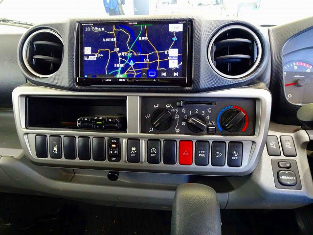 トヨタ トヨエース 小型 アルミバン TPG-XZU605(95494) 10枚目