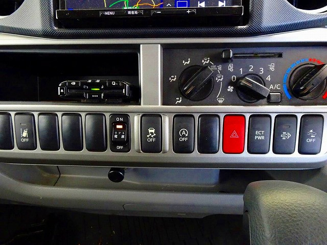 トヨタ トヨエース 小型 アルミバン TPG-XZU605(95494) 11枚目