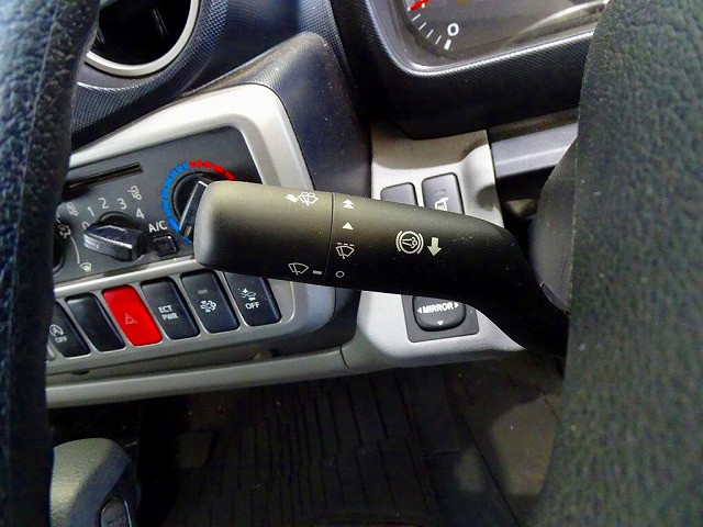 トヨタ トヨエース 小型 アルミバン TPG-XZU605(95494) 20枚目