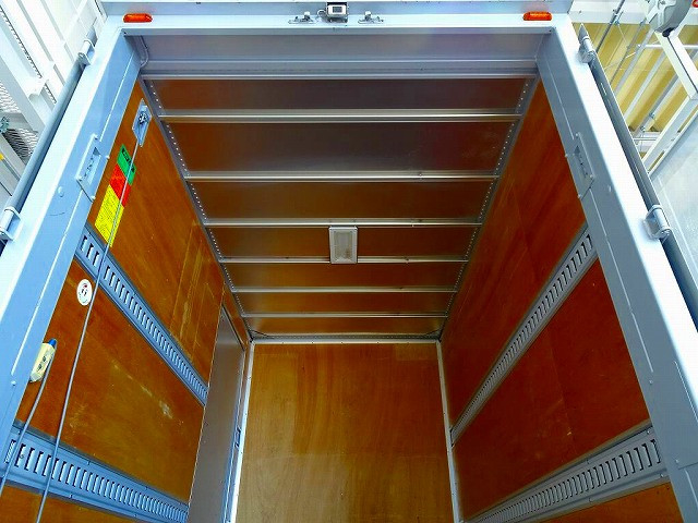 トヨタ トヨエース 小型 アルミバン TPG-XZU605(95494) 25枚目