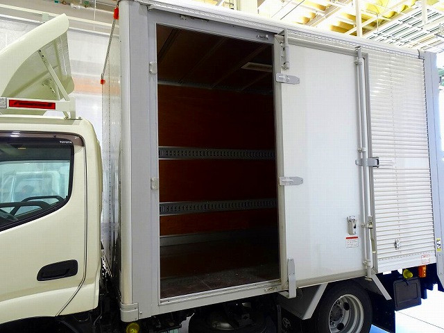 トヨタ トヨエース 小型 アルミバン TPG-XZU605(95494) 34枚目