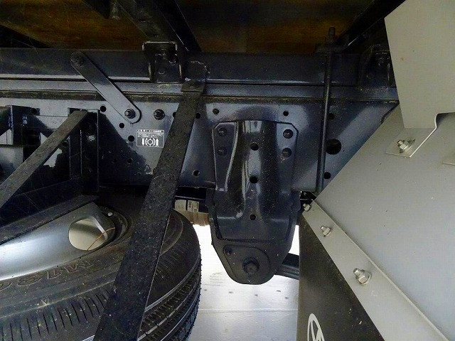 トヨタ トヨエース 小型 アルミバン TPG-XZU605(95494) 38枚目