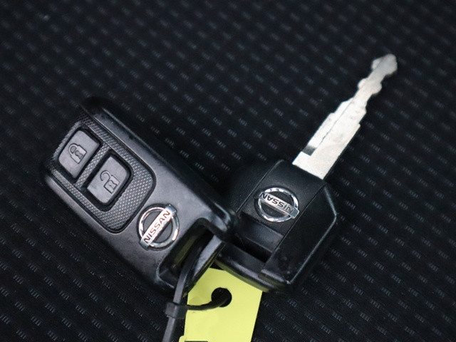 日産自動車 アトラス 小型 平ボディ TRG-FEB5W(95495) 38枚目