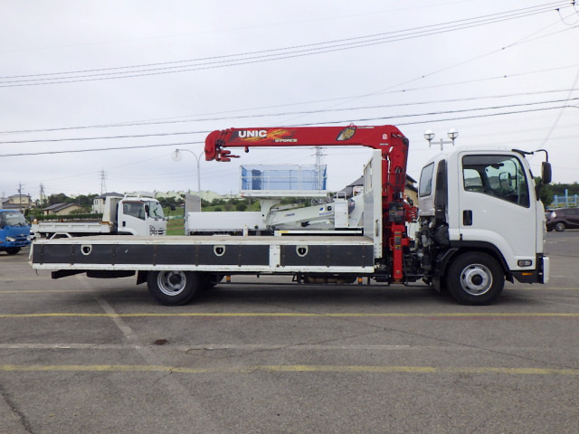 いすゞ フォワード 中型 クレーン付き 2PG-FRR90S1(95496) 8枚目